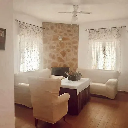 Charming In With Private Pool